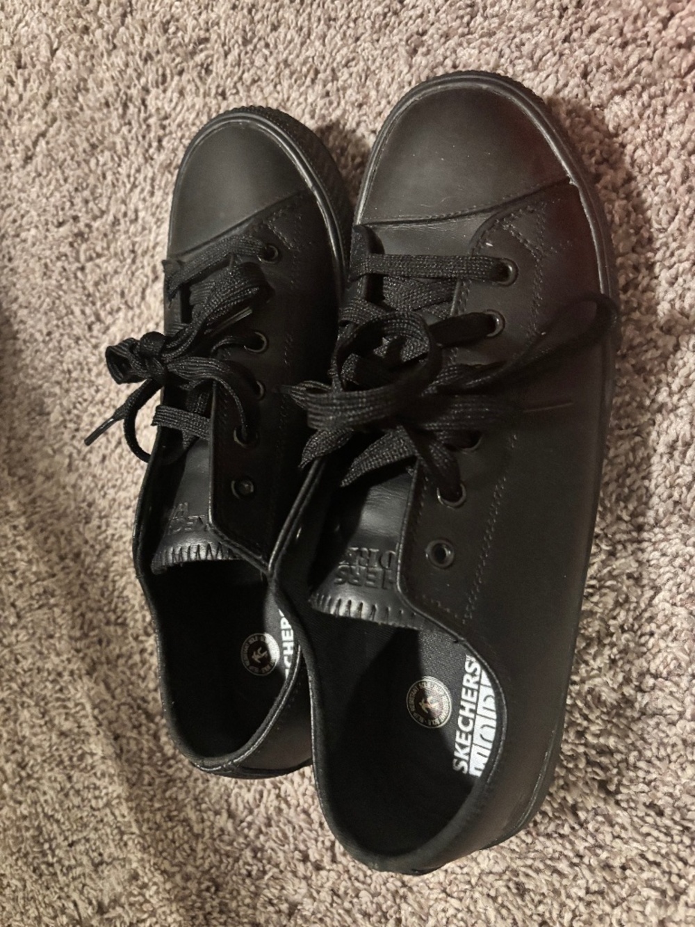 Sketchers nonslip shoes